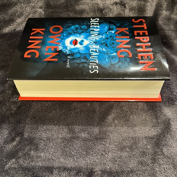 Stephen King and Owen King ‘Sleeping Beauties’ hardcover book … 2017 first ed. - Picture 5 of 15